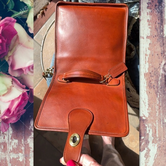 VINTAGE COACH BRITISH TAN LEATHER TURNLOCK STATION BAG 5130 - Picture 7 of 17